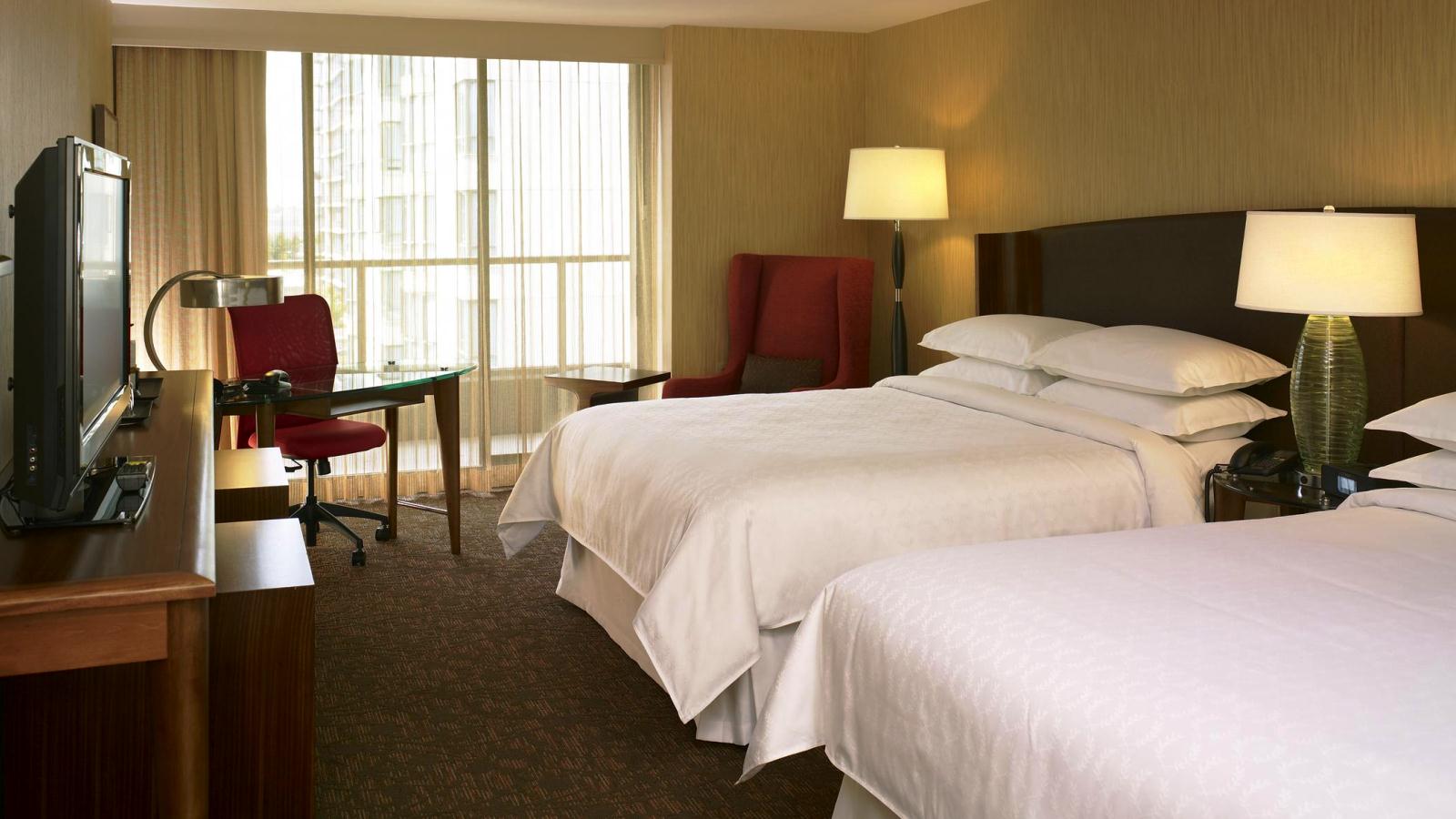 Sheraton Vancouver Airport Hotel